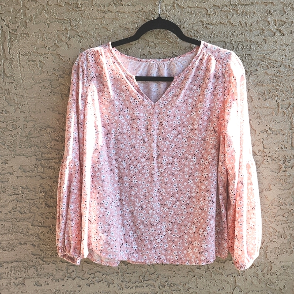 Pink and White Spring Floral Blouse Size Medium